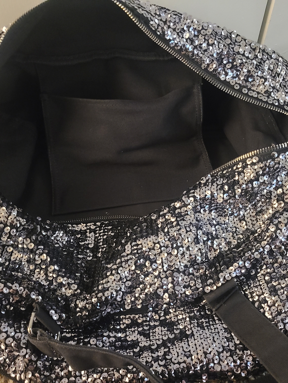 PINK Victoria's Secret Silver Sequin Weekender Bag with Black Straps - Offers - Picture 8 of 16